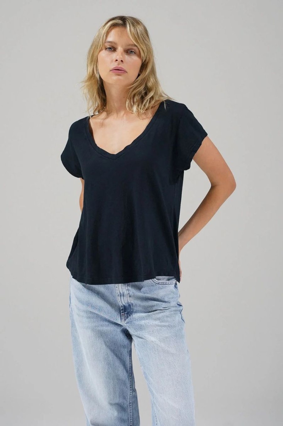 Women LNA Tops | Lna Kaden Cotton V Neck In Black